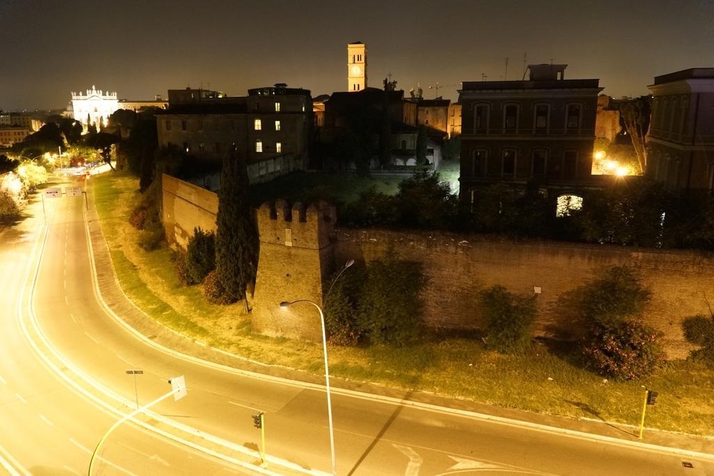 Terrazza Sotto Le Stelle Rome Ruang foto