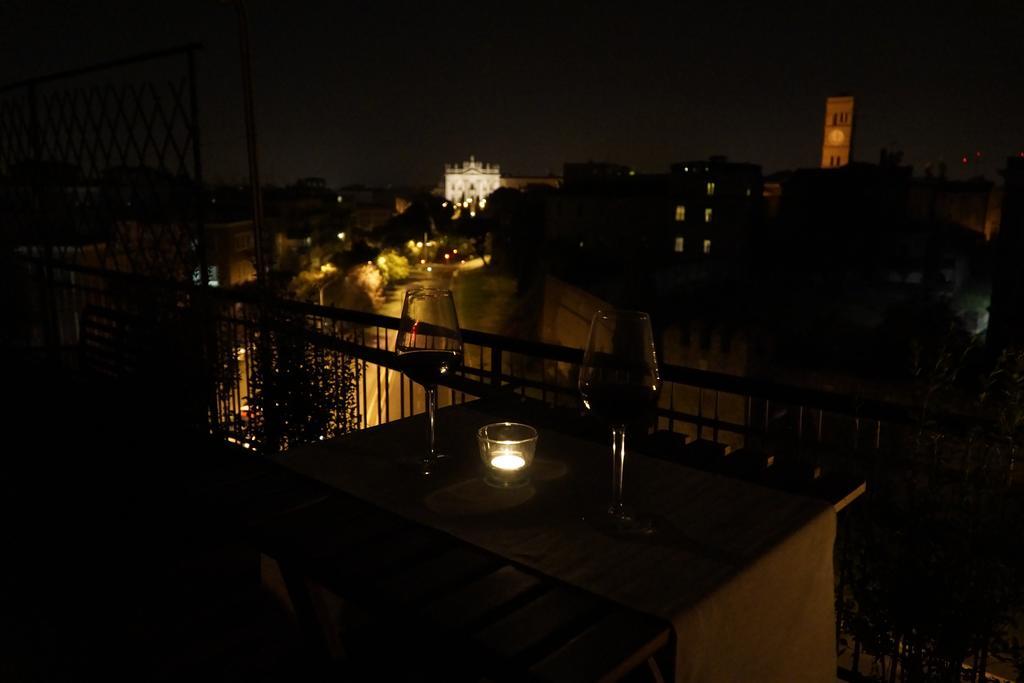 Terrazza Sotto Le Stelle Rome Ruang foto